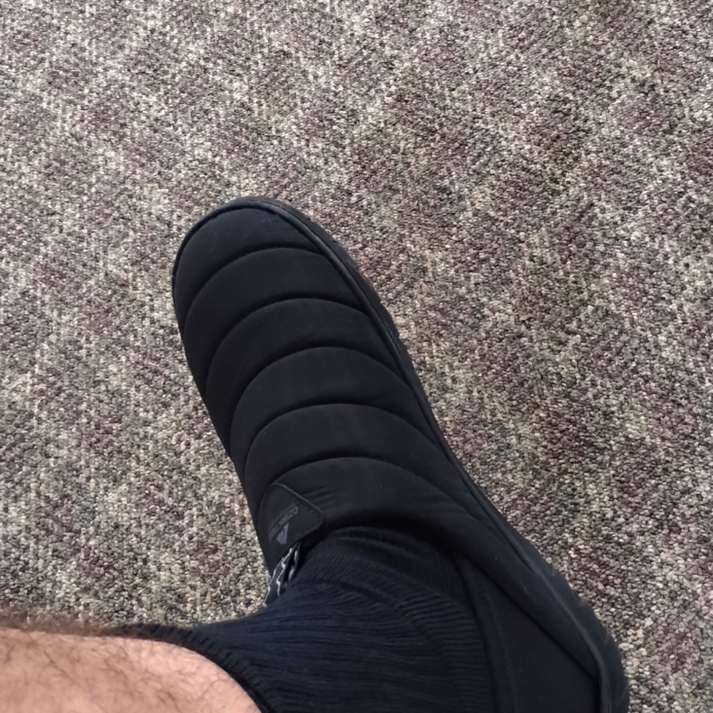 Slip ons
